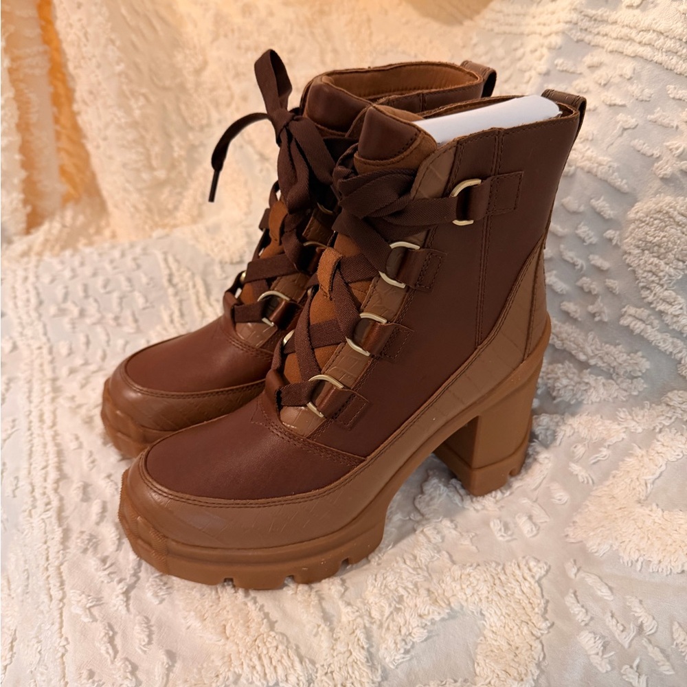 Sorel Brown Lace-Up Platform Boots #557 - Picture 8 of 9